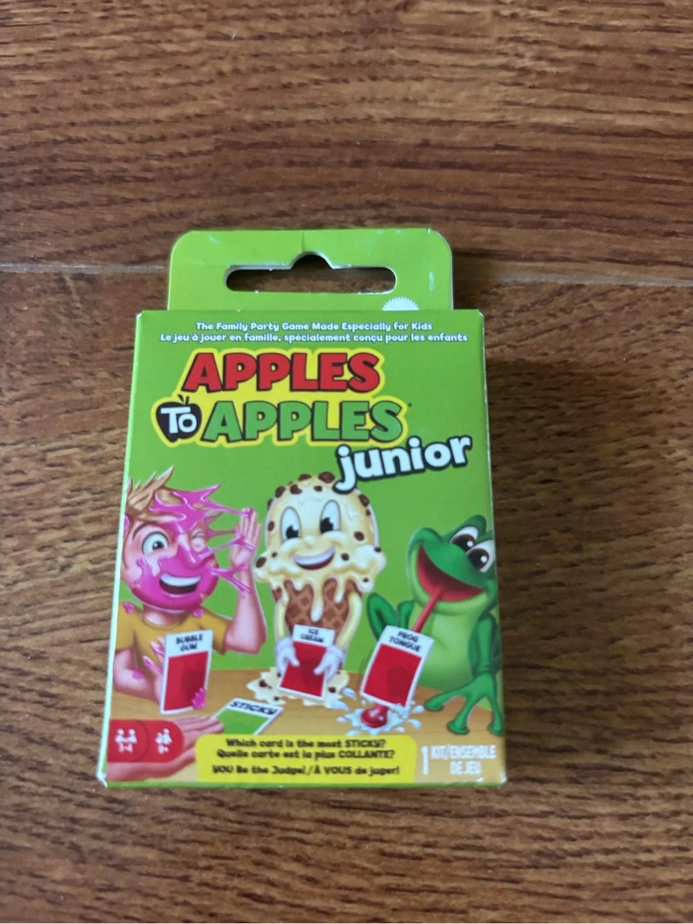 Apples to Apples Junior card Game